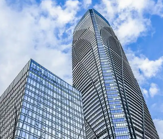 桐城市大自然艺术广告有限责任公司标识标牌制作工艺与材质选型对比分析