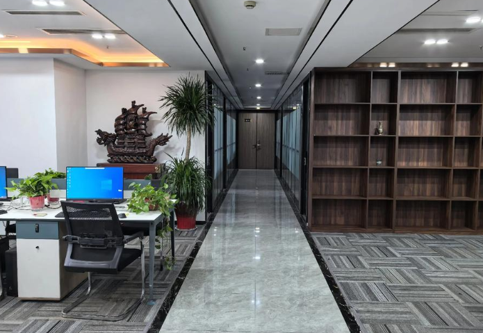 广告设计公司如何选择广告物料？桐城市大自然艺术广告有限责任公司技术对比分析